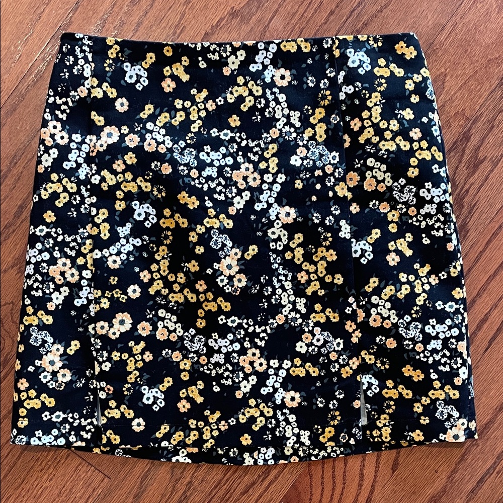Eyeshadow Black Floral Mini Skirt
